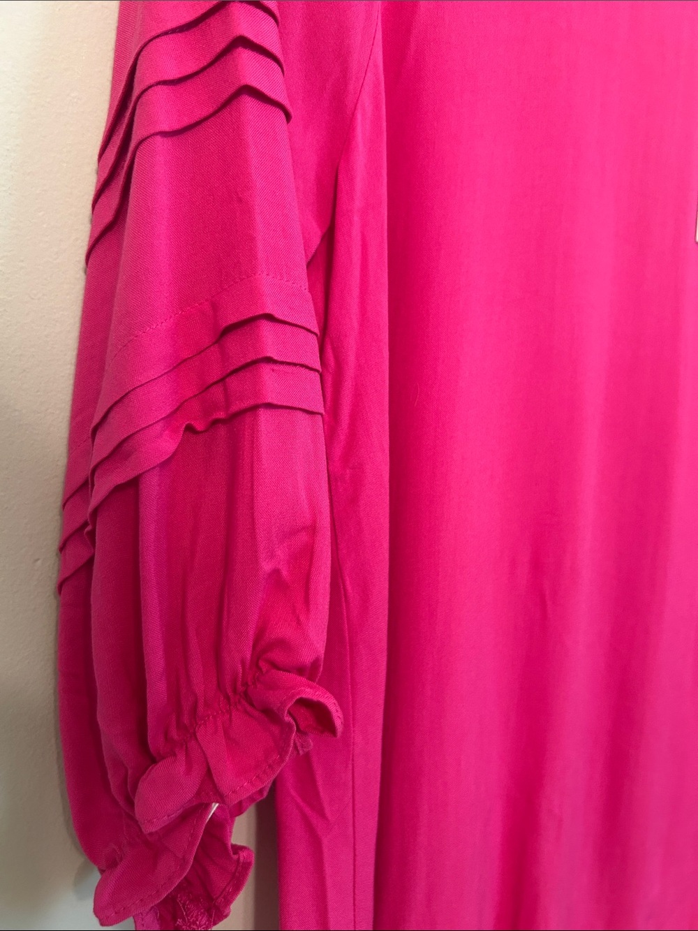 ANDREE BY UNIT Fuchsia Ruffle Sleeve Blouse - Picture 6 of 6